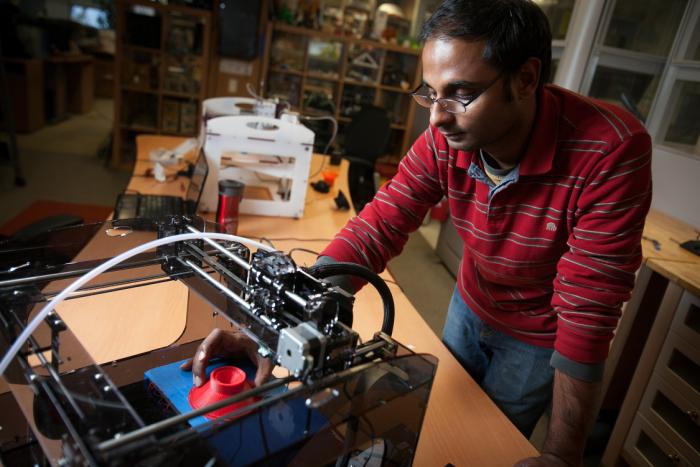 Apoorva Kiran with 3D Printer
